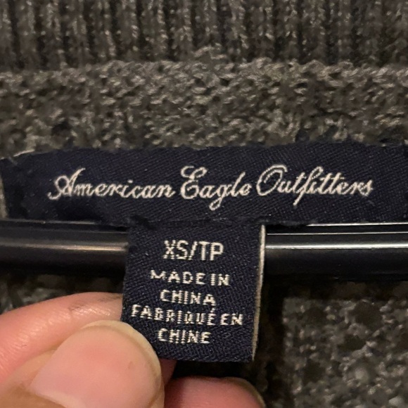 American Eagle outfitters xs sweater in grey. - Picture 7 of 8